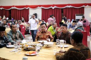 Plt Bupati H. Asmar Hadiri Pisah Sambut Kajati Riau